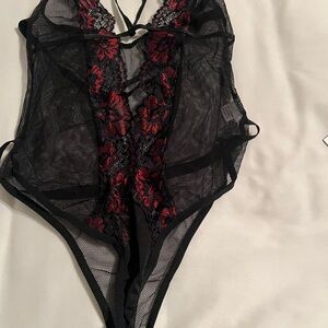 New Black and Red Lace Lingerie